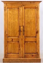 FRENCH PROVINCIAL STYLE WALNUT ARMOIRE/ENTERTAINMENT CENTER, 20TH C., H 84", W 52", D 25"
Lot # 0289 