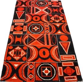 OLGA FISCH (HUNGARIAN) RUG, MID 20TH C., W 48'', L 85 1/2'', "FORMAS"
Lot # 2041 