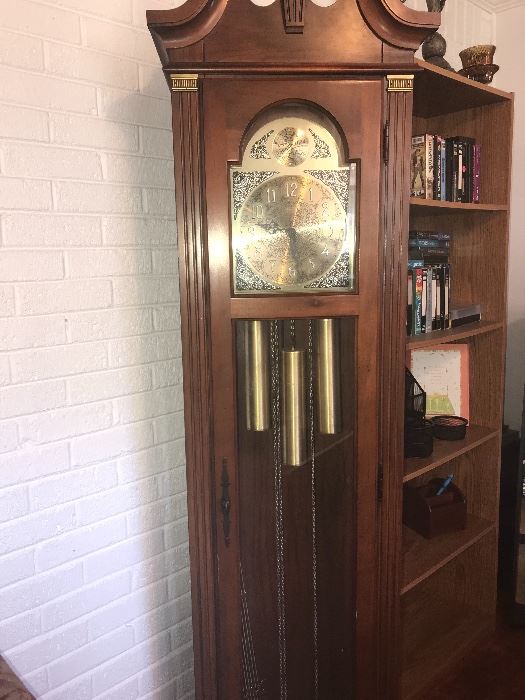 Weight wind up grandfather clock