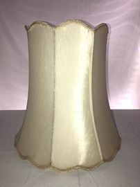 silk lamp shade that goes with the lamp
