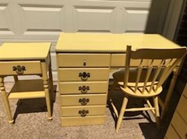 Ethan Allen bedroom set 