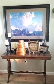 Beautiful entry/hall table & Western/country desor