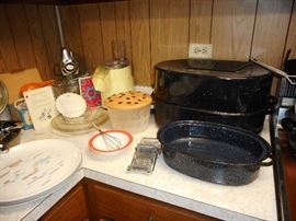 Vintage Avocado Green Sunbeam Mix Master.