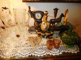 Unite Clock, Hansom Cab