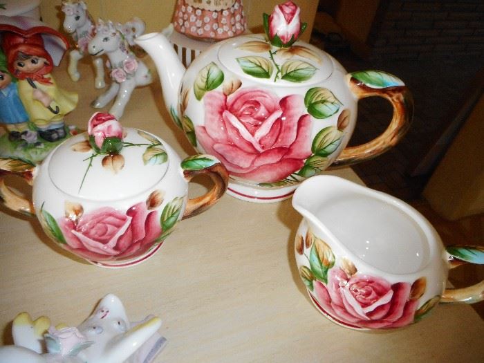 Lefton Hand Painted Tea Set