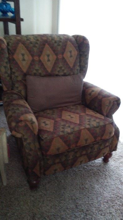converting recliner chair