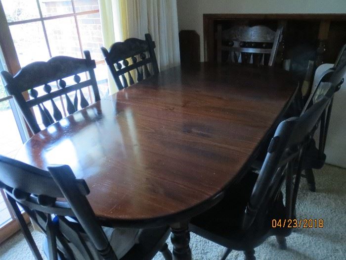 Ethan Allen Dining table