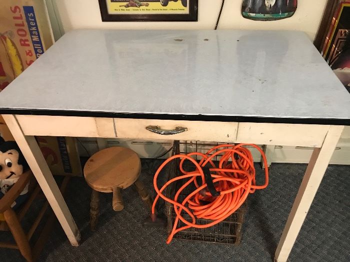 50’s kitchen table Metal top