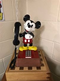 Mickey Mouse phone