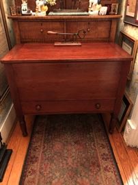 Kentucky plantation master sugar chest, 3 interior compartments, circa 1820, cherry