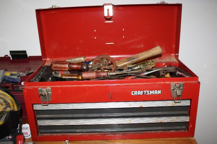 Ceaftsman Tool Box