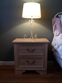 Matching night stand with 2 drawers