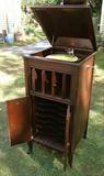 Working model Columbia Gramophone in mahogany cabinet