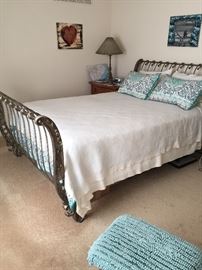 Thomasville queen size iron bed