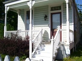 Entire contents of historic Algiers Point cottage...