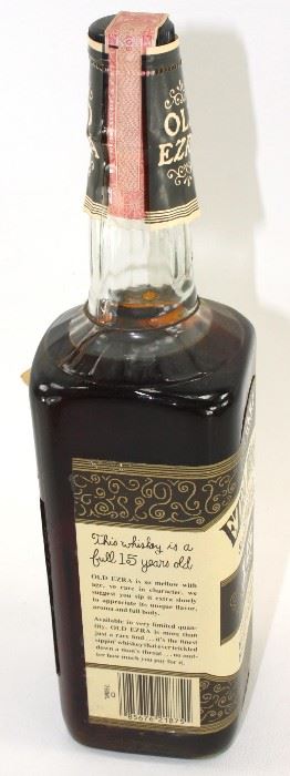 Bourbon Ezra Brooks Rare Old 15 Year Sippin Whiskey Collectible bottle b