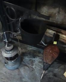 cast iron pot
