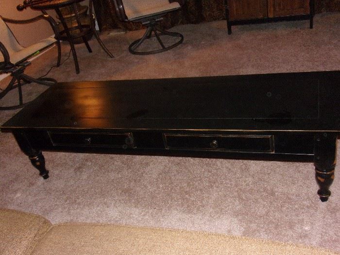 Black coffee table with 2 drawers