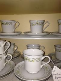 30 pieces of "Florentine" china by sterling