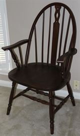 Antique Windsor Arm Chair (Late 19th Century)