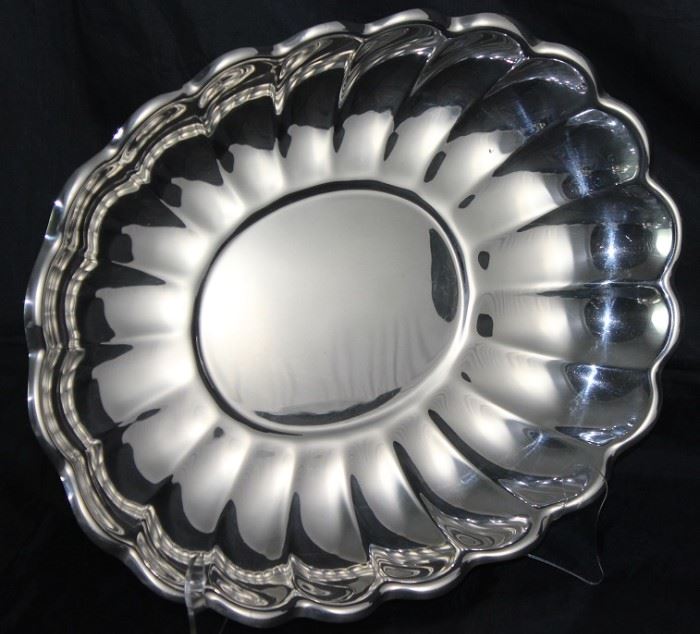 Reed & Barton "Holiday" Silverplate 15" Oval Centerpiece Bowl