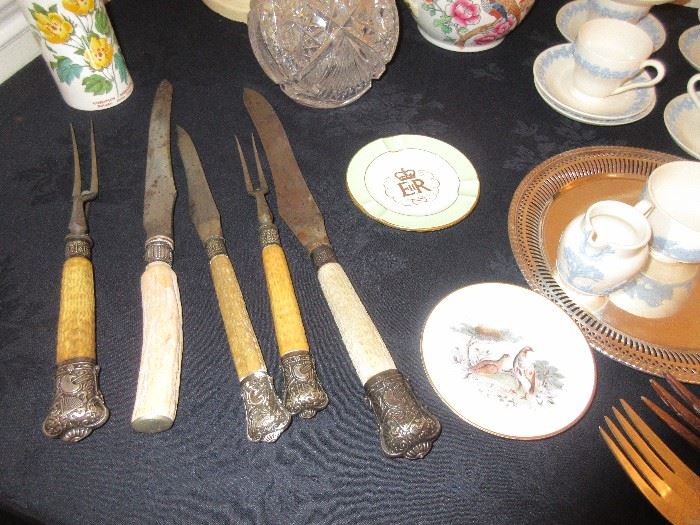 Bone carving set
