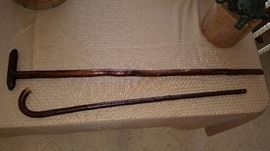 ANTIQUE CANES