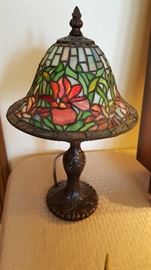 STAINED GLASS LAMP