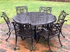 Outdoor set with cusions (not shown)