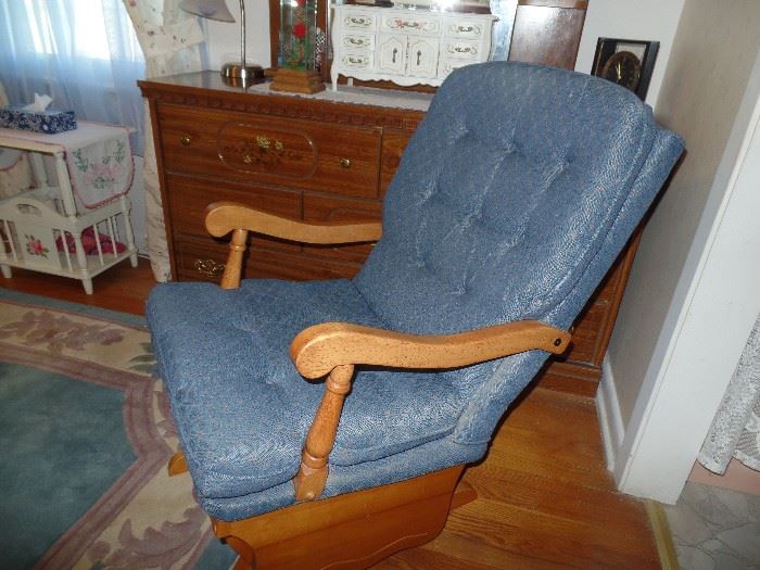 Rocker/glider - Mother's Chair