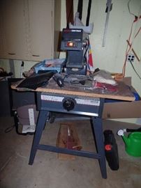 Craftsman radial saw w/table (better pictures May 7th)