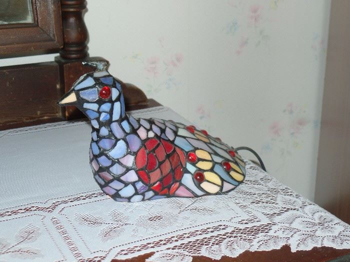 Partridge, Stain glass lamp