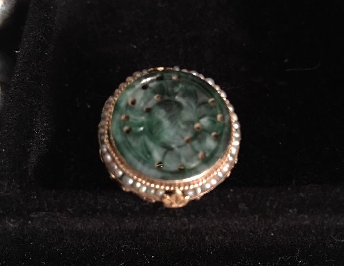 14k, pearls and jade ring