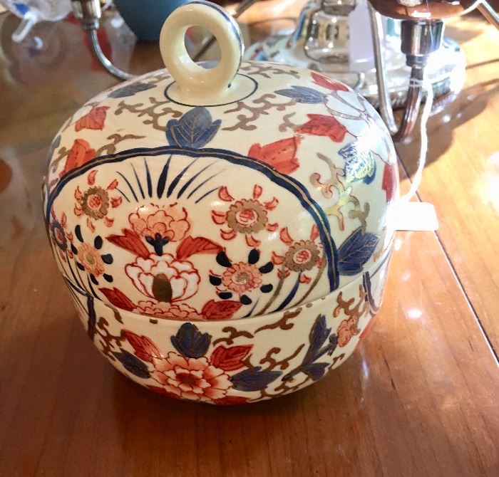 Hand painted Imari covered bowl