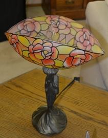 Tiffany Style Table Lamp