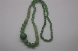 Jade quartz varigated graduated beads - handstrung - from San Francsico