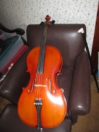 1989 3/4 Suzuki Cello