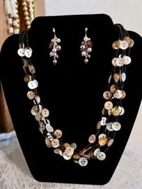 Novelty Jewelry w/Buttons