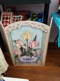 Great floral fire screen