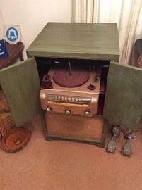Vintage Radio with record player