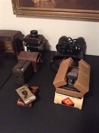 Old camera's and U.S. Navy Binoculars