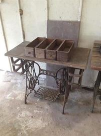 Antique Singer cast iron sewing machine stand