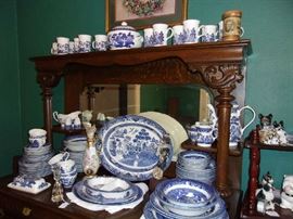 Blue Willow China   (dishwasher safe)