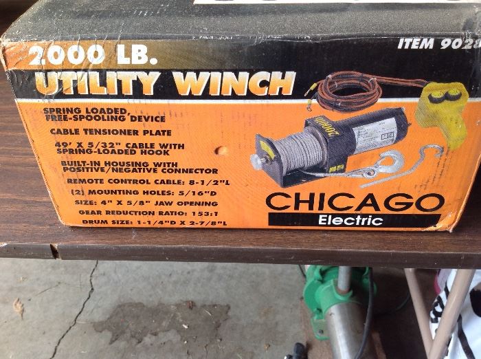 Chicago Electric Utility Winch      New in box