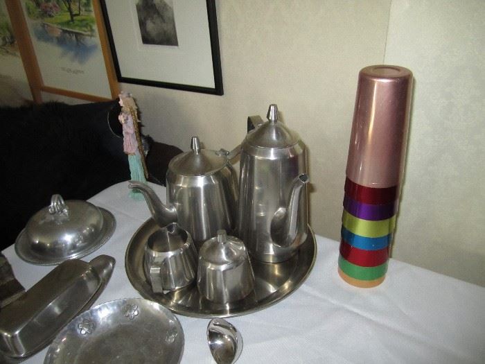 Stainless steel coffee and tea set