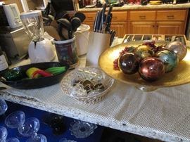 Table-top Accessories, Oneida Knife Set in Block