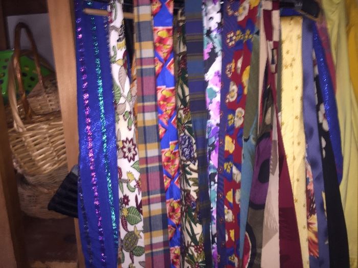COLLECTION OF VINTAGE TIES, INCLUDING JERRY GARCIA