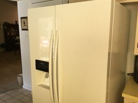 Ice & water in door older refrigerator - excellent condition but not as fancy as some of the newer ones. but good, dependable refrigerator/freezer combo