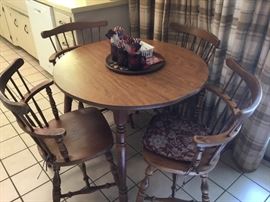 Table & chairs