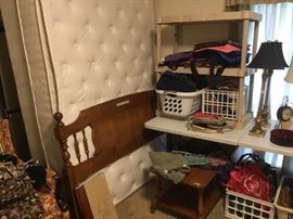 Queen bed w/headboard, mattress & box spring, rails, coffee table, purses, bags and wallets